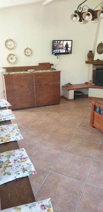 Casa Vacanza Etna Evergreen Piedimonte Etneo Exterior foto